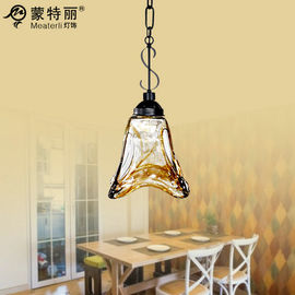 একক হেড ম্যাট ব্ল্যাক রেট্রো ঐতিহ্যবাহী Chandeliers ঝুলন্ত দুল আলোর ক্রীড়ানুষ্ঠানের