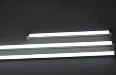 উচ্চ হাল্কা 25W 5 ফুট 2300lm T8 লিভিংরুমের / বেডরুমের জন্য টিউব লাইট LED